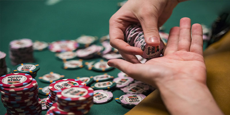 Bluffing và Semi-Bluffing - Hướng Dẫn Chơi Poker Nâng Cao