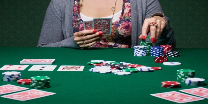 Những cách chơi Poker hay nhất hiện nay